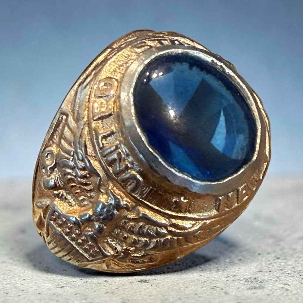 Vintage United States Navy Military Class Style Ring Blue Glass Stone Size 9.5